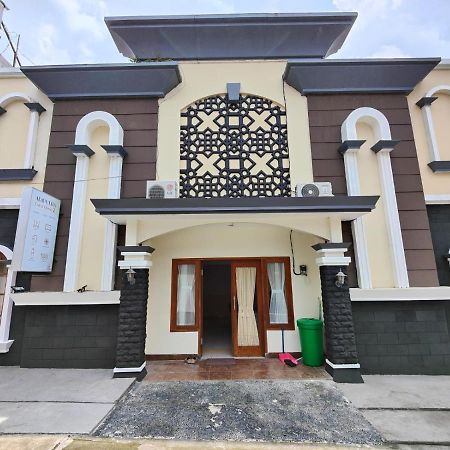 Adiputra Guesthouse 2 By Homiq Ngabean Luaran gambar
